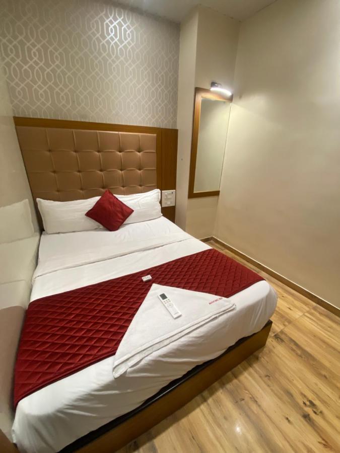 Hotel Bkc Inn - Near Trade Center, Visa Consulate Bombaj Zewnętrze zdjęcie